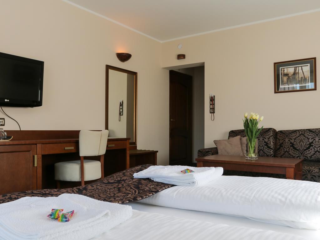 Bed and Breakfast Willa Hewelt Władysławowo Exterior foto